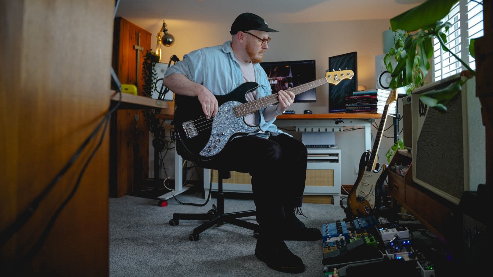Tracking bass in the home studio with pedalboard and monitors